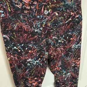 Women’s Lululemon leggings